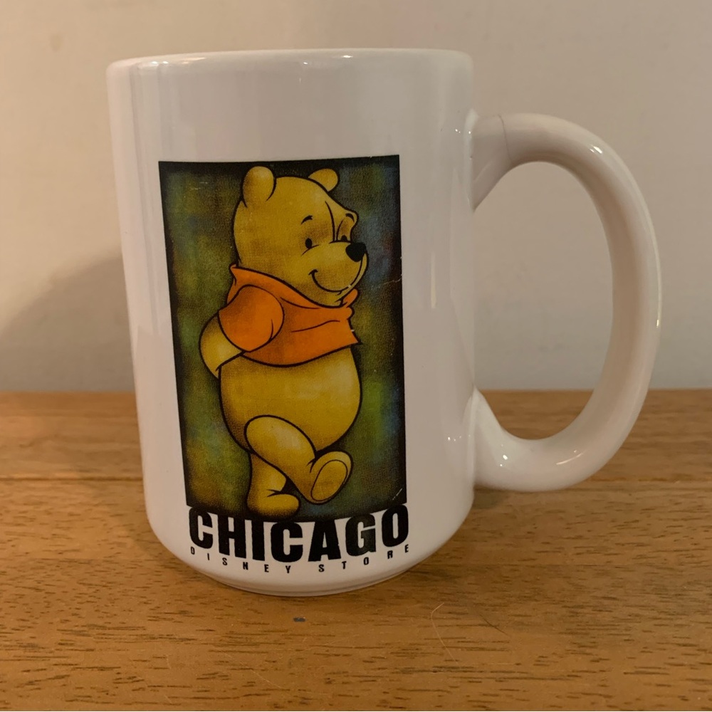 Disney Store Chicago Winnie The Pooh Chicago Ceramic Coffee Mug Rare Find